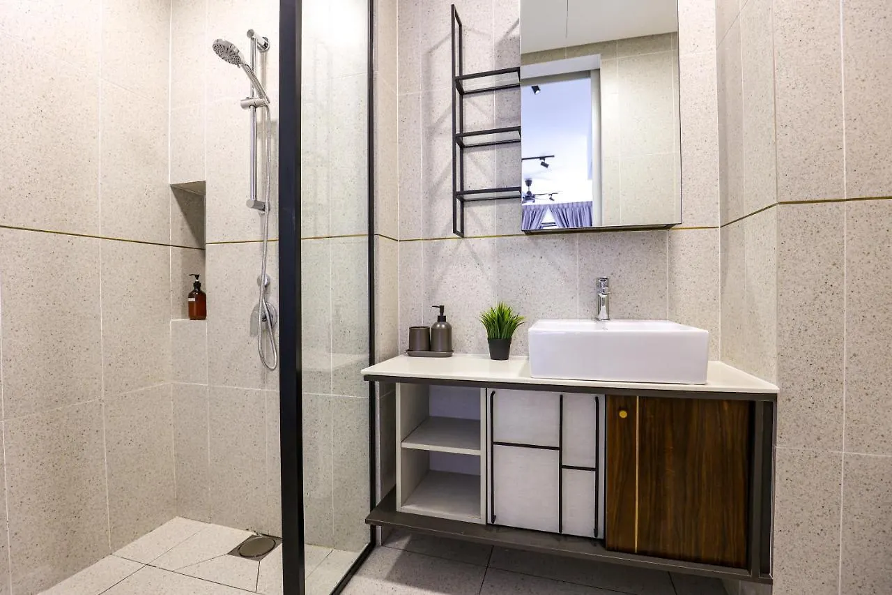 New # Midvalley Millerz Square Kl Klcc - Netflix N Wifi By Gomain Kuala Lumpur Apartment