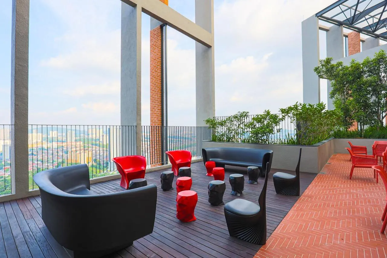 Apartment New # Midvalley Millerz Square Kl Klcc - Netflix N Wifi By Gomain Kuala Lumpur Malaysia