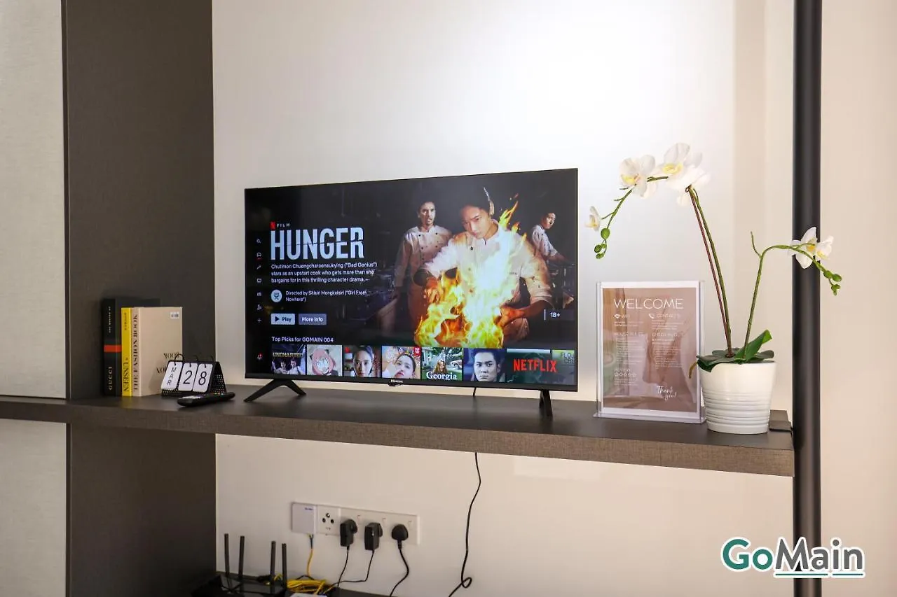 New # Midvalley Millerz Square Kl Klcc - Netflix N Wifi By Gomain Kuala Lumpur Malaysia